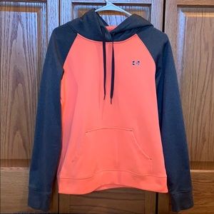 Under Armour Sweatshirt